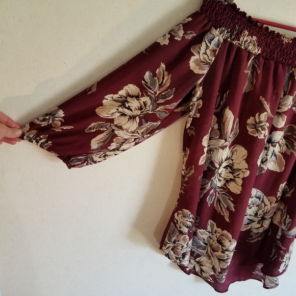 Blouse - Picture 3 of 6